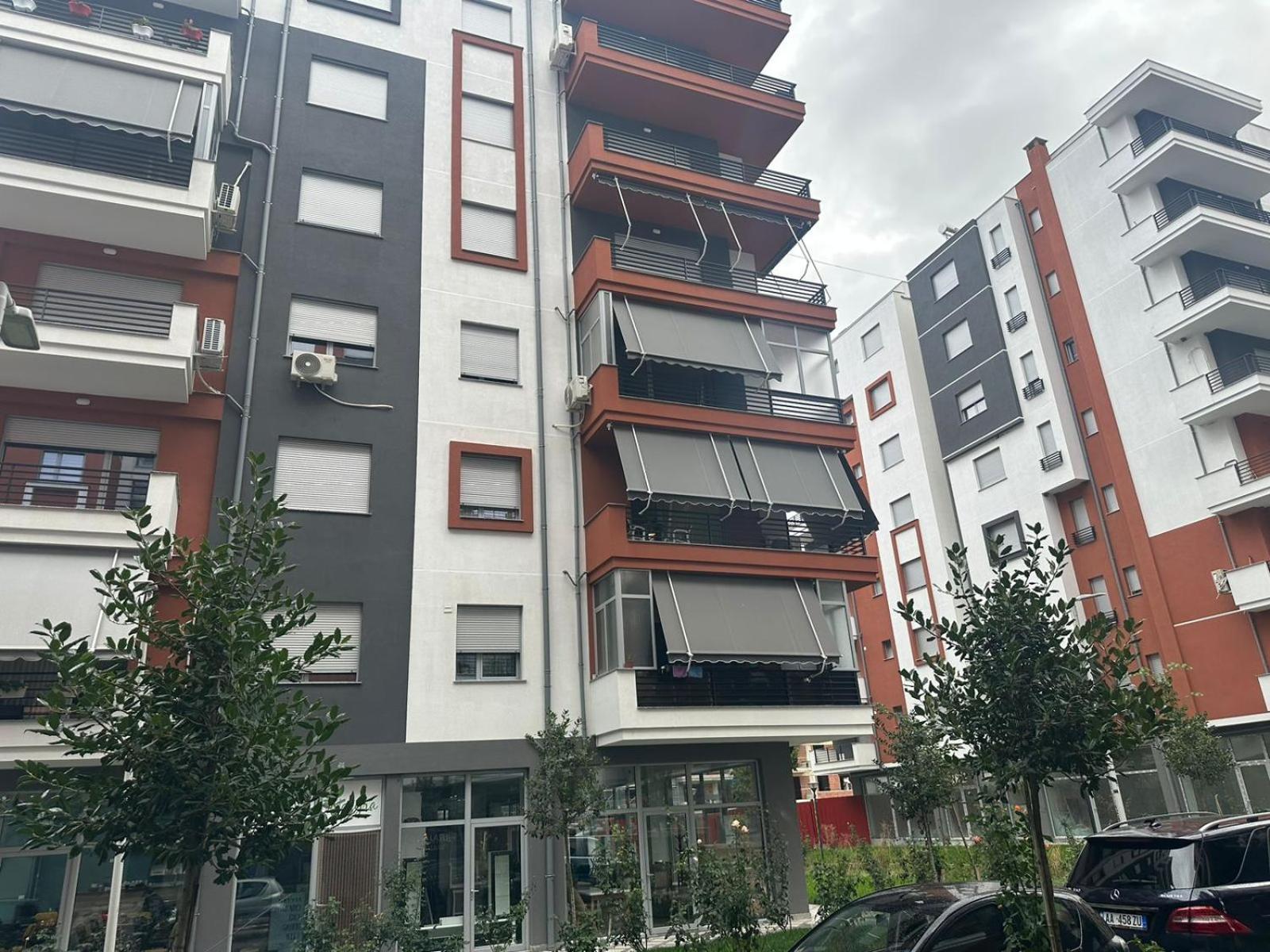 Riar Apartaments Korce Luaran gambar